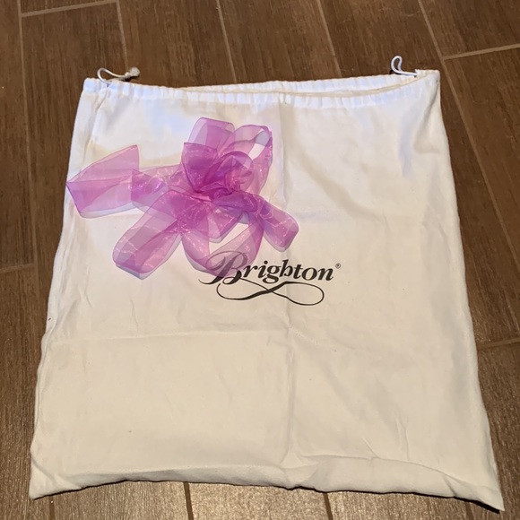 XL BRIGHTON black patent leather rope bag with chetah lining & handles.LIKE NEW - Picture 11 of 16